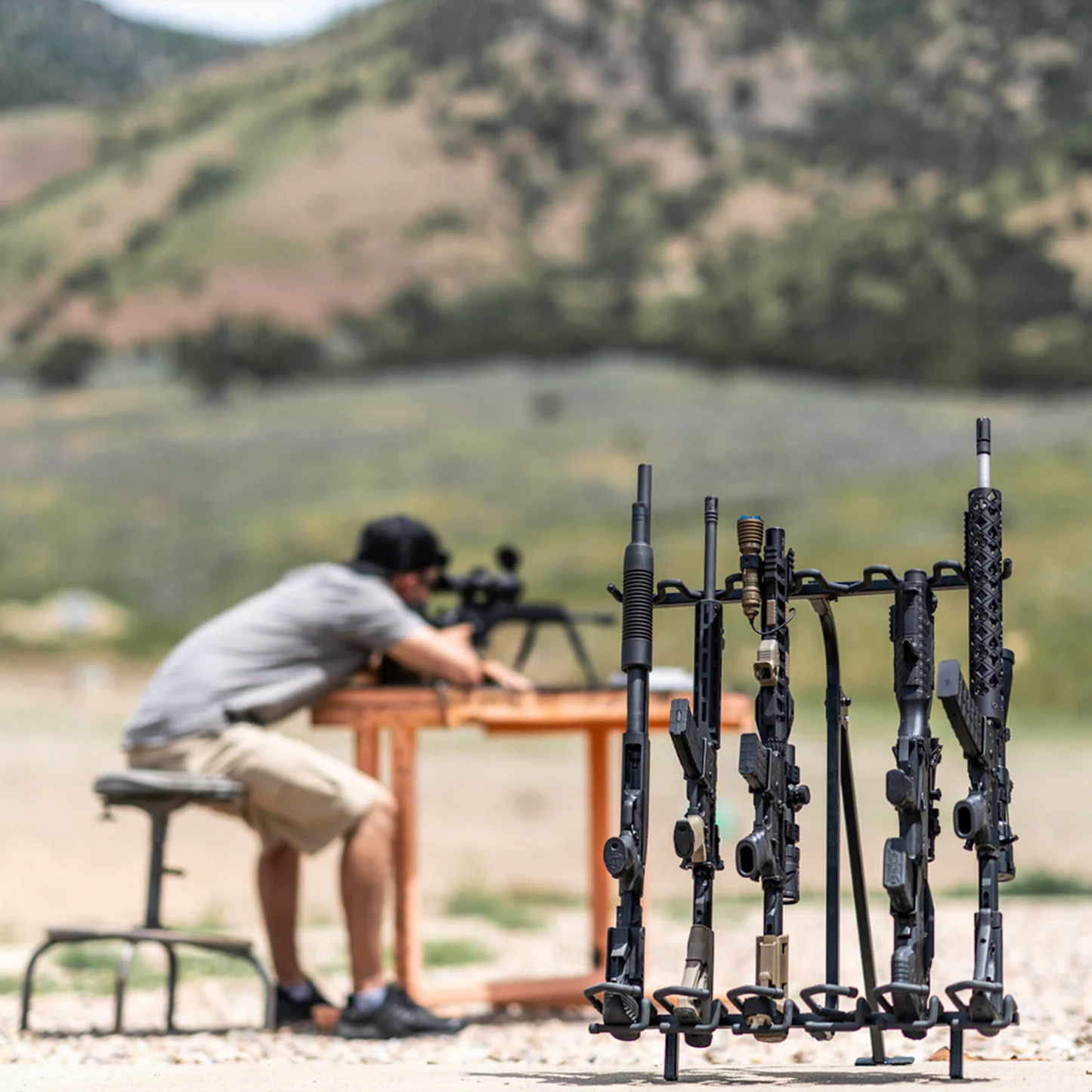 HoldUp Display Gun Rack